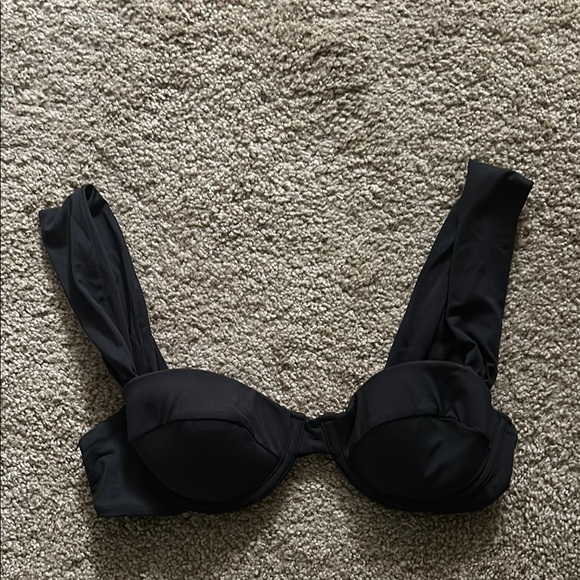 WeWoreWhat Black Claudia Bikini Top size small - Picture 1 of 3
